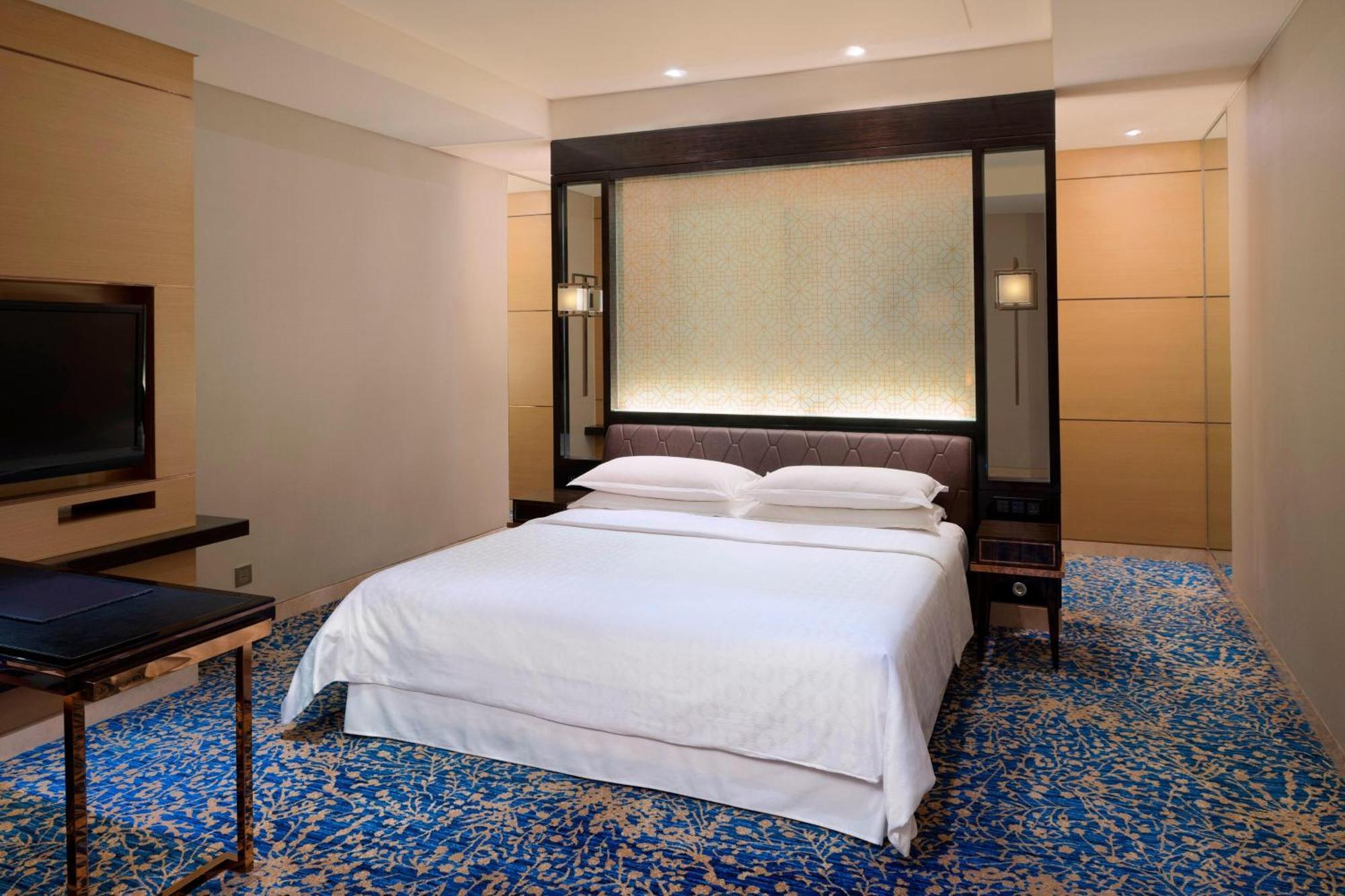 Sheraton Changchun Jingyuetan Hotel Екстериор снимка