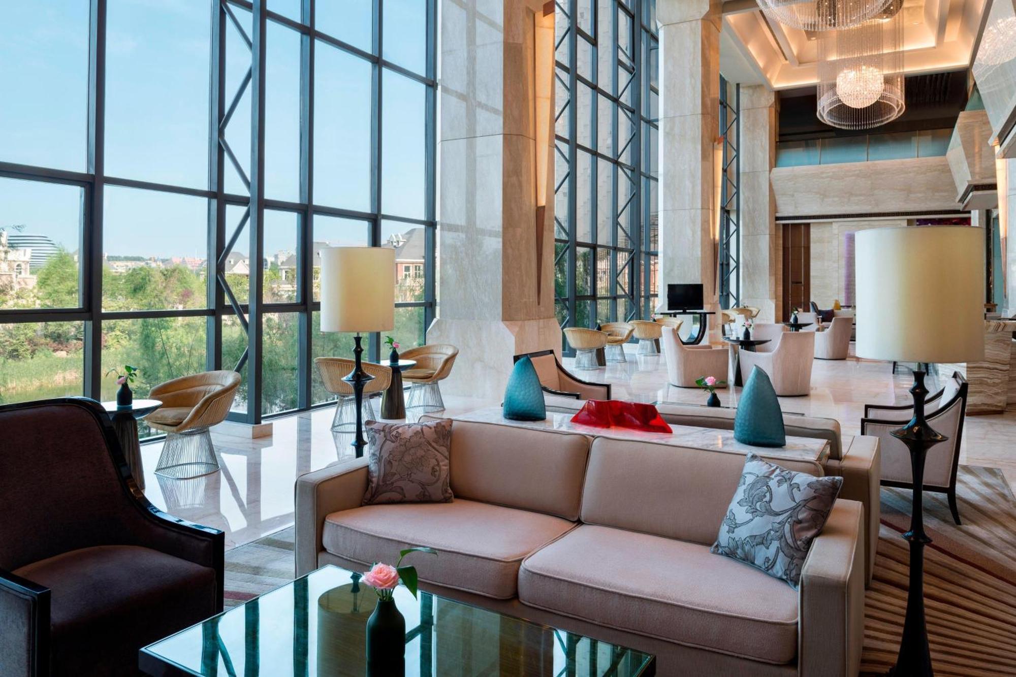 Sheraton Changchun Jingyuetan Hotel Екстериор снимка
