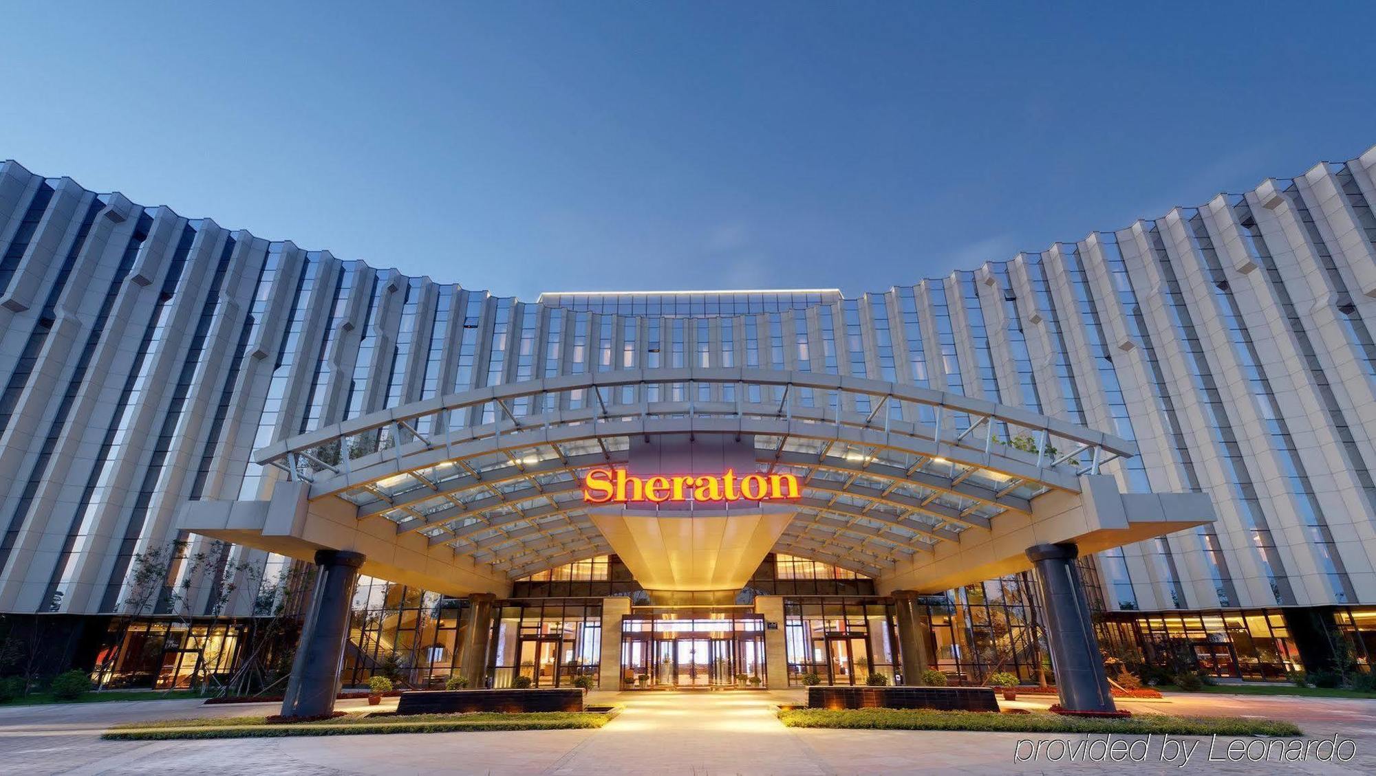 Sheraton Changchun Jingyuetan Hotel Екстериор снимка